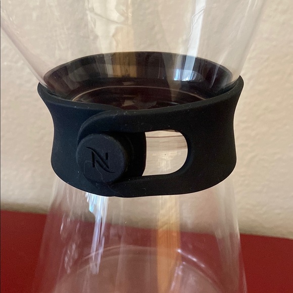 Nespresso Vertuo Carafe with Accessories - Picture 6 of 9